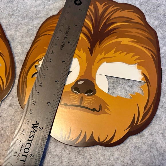 2 Chewbacca Face Masks from McDonald’s The Rise of Skywalker - vintage 2019 - Picture 4 of 4